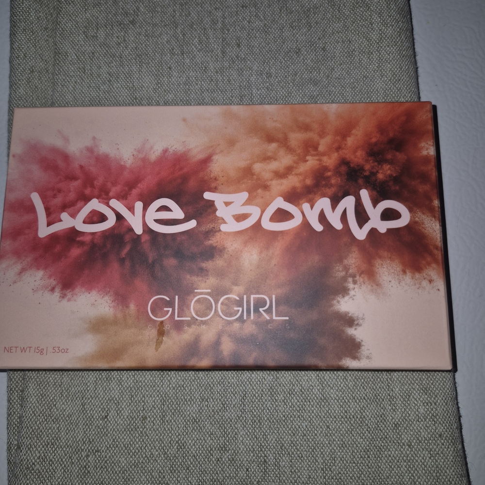Love Bomb Eyeshadow Palette - Vibrant Red and Orange Shades